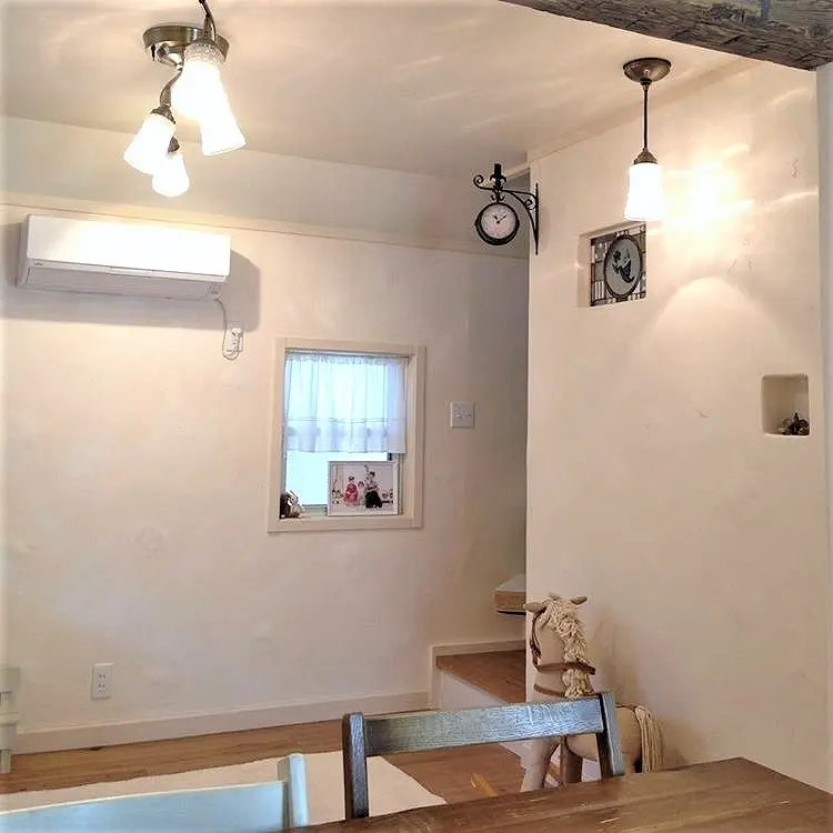 ナチュラル,インテリア,カントリー,プロヴァンス,カフェスタイル,カフェ風,テラコッタ,漆喰,無垢材,自然素材,アーチ,ニッチ,岡山