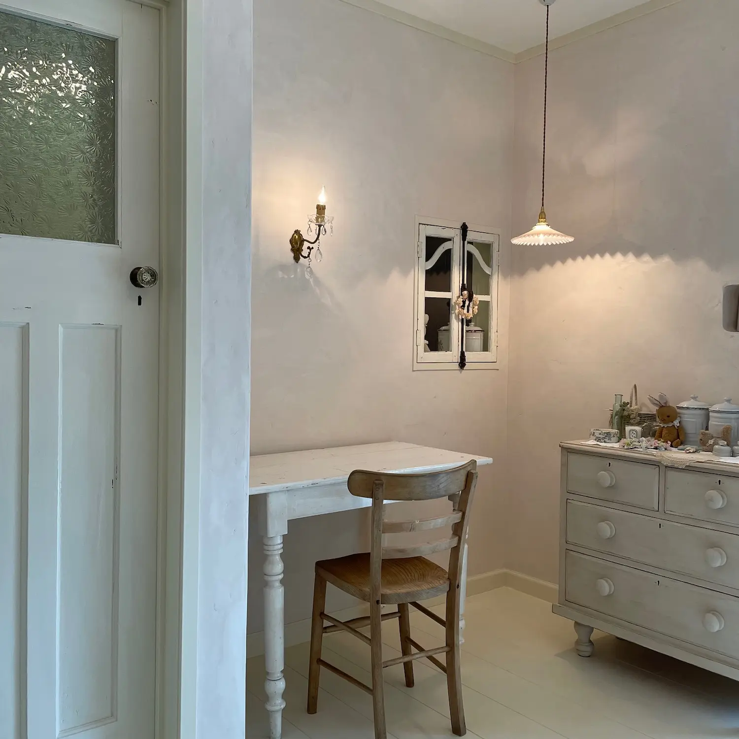 古材,梁,アンティーク,リフォーム,リノベーション,窓,ドア,照明,木,漆喰,石,自然素材,岡山